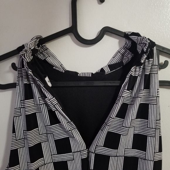 Kate & Lily Sleeveless All Over Print Jumpsuit - Picture 11 of 16